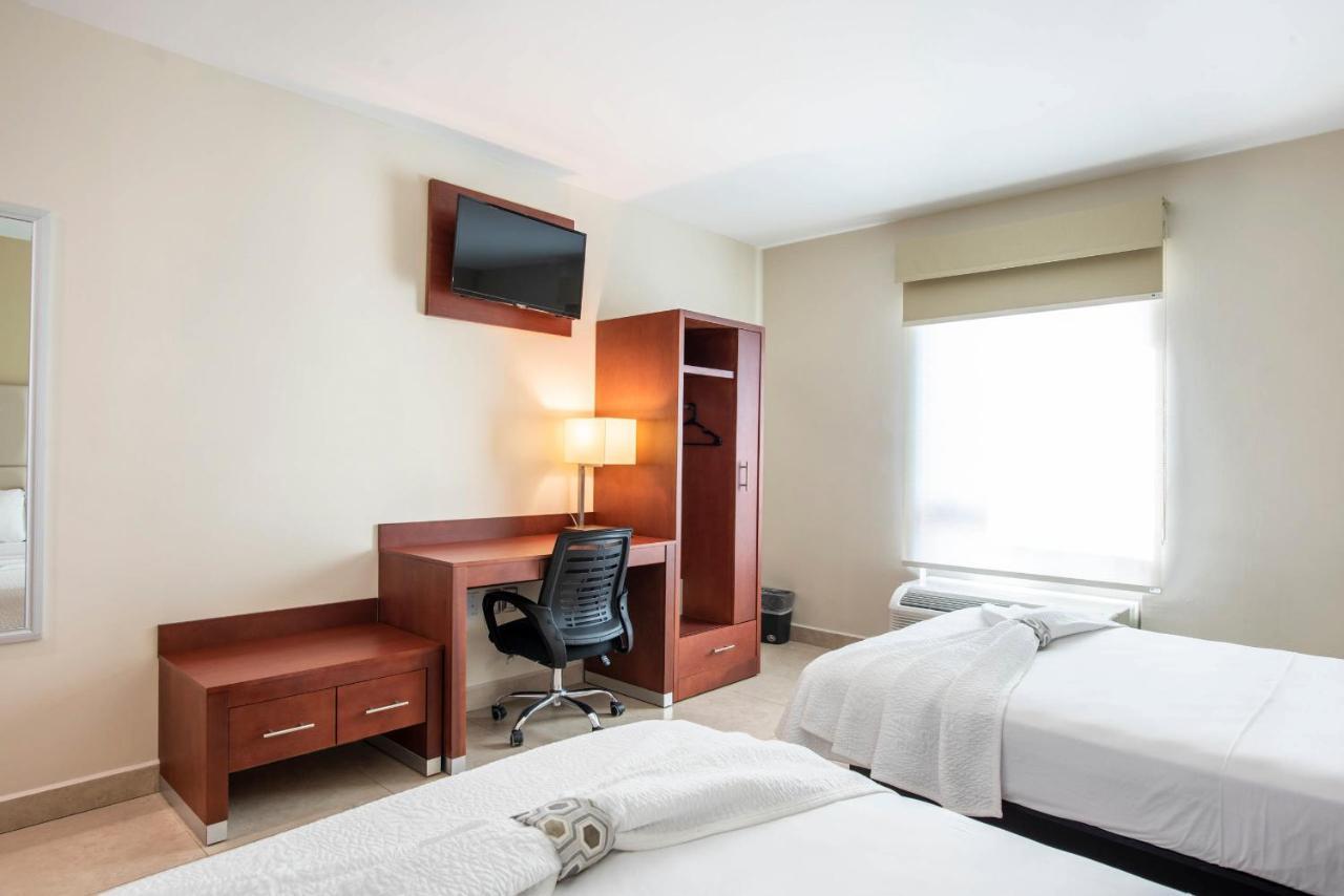Hotel Ave Inn Mazatlán Buitenkant foto