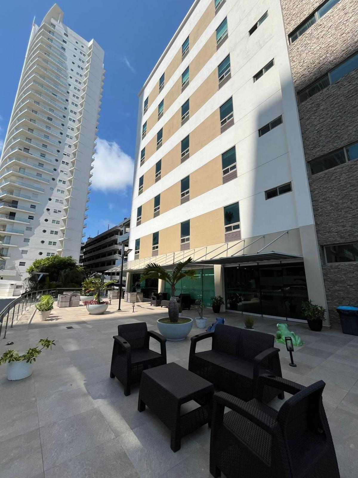 Hotel Ave Inn Mazatlán Buitenkant foto