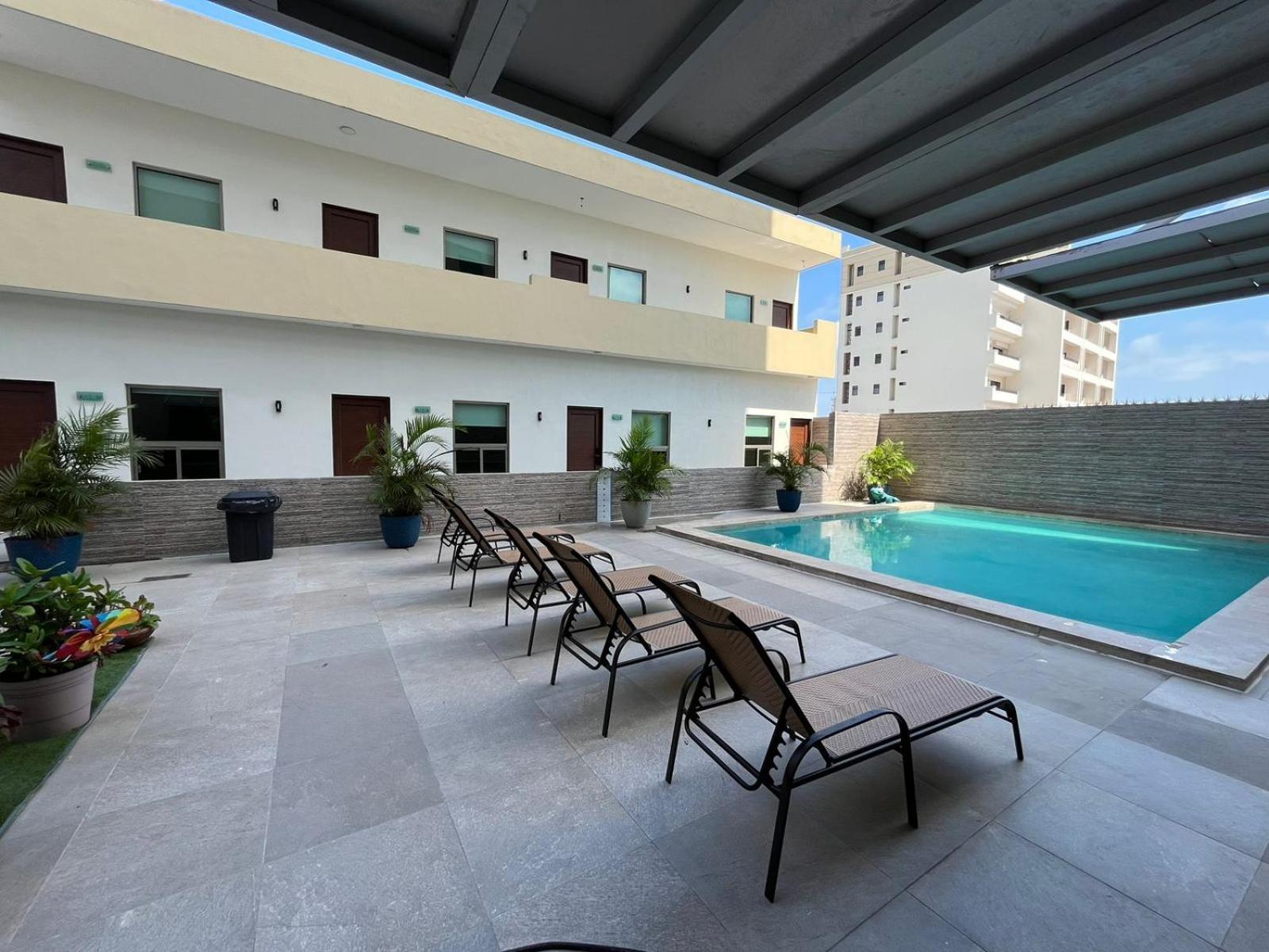 Hotel Ave Inn Mazatlán Buitenkant foto